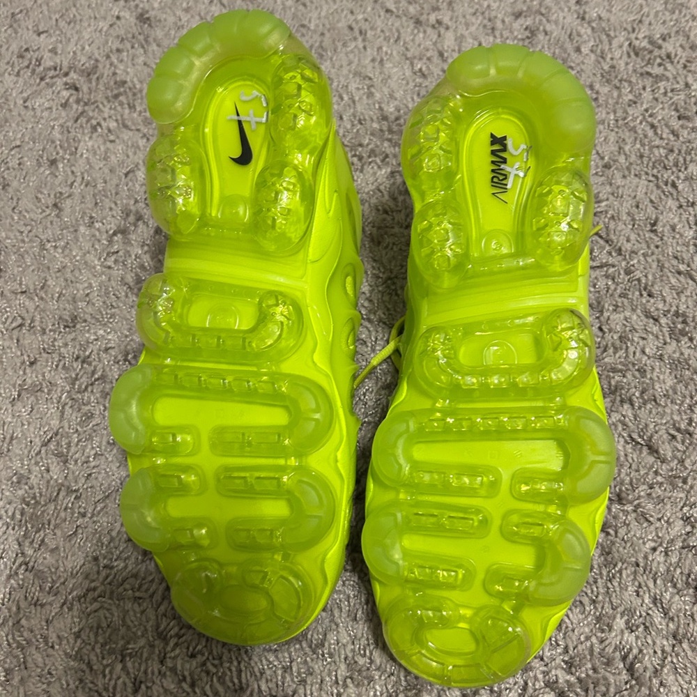 Nike Air Vapormax Plus “Tennis Ball” - Picture 5 of 6